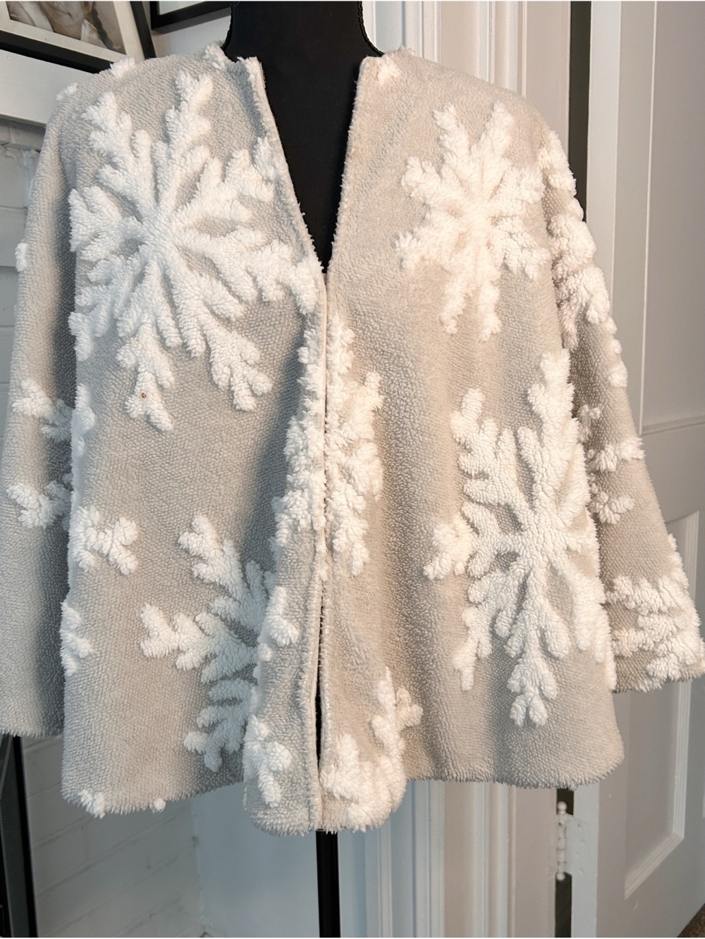 Grey and White Fleece Cape with Velcro Closure O/S
